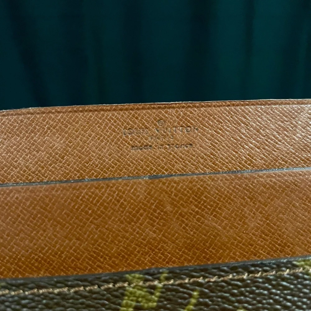 Louis Vuitton Vintage Monogram Portfolio - Picture 2 of 10